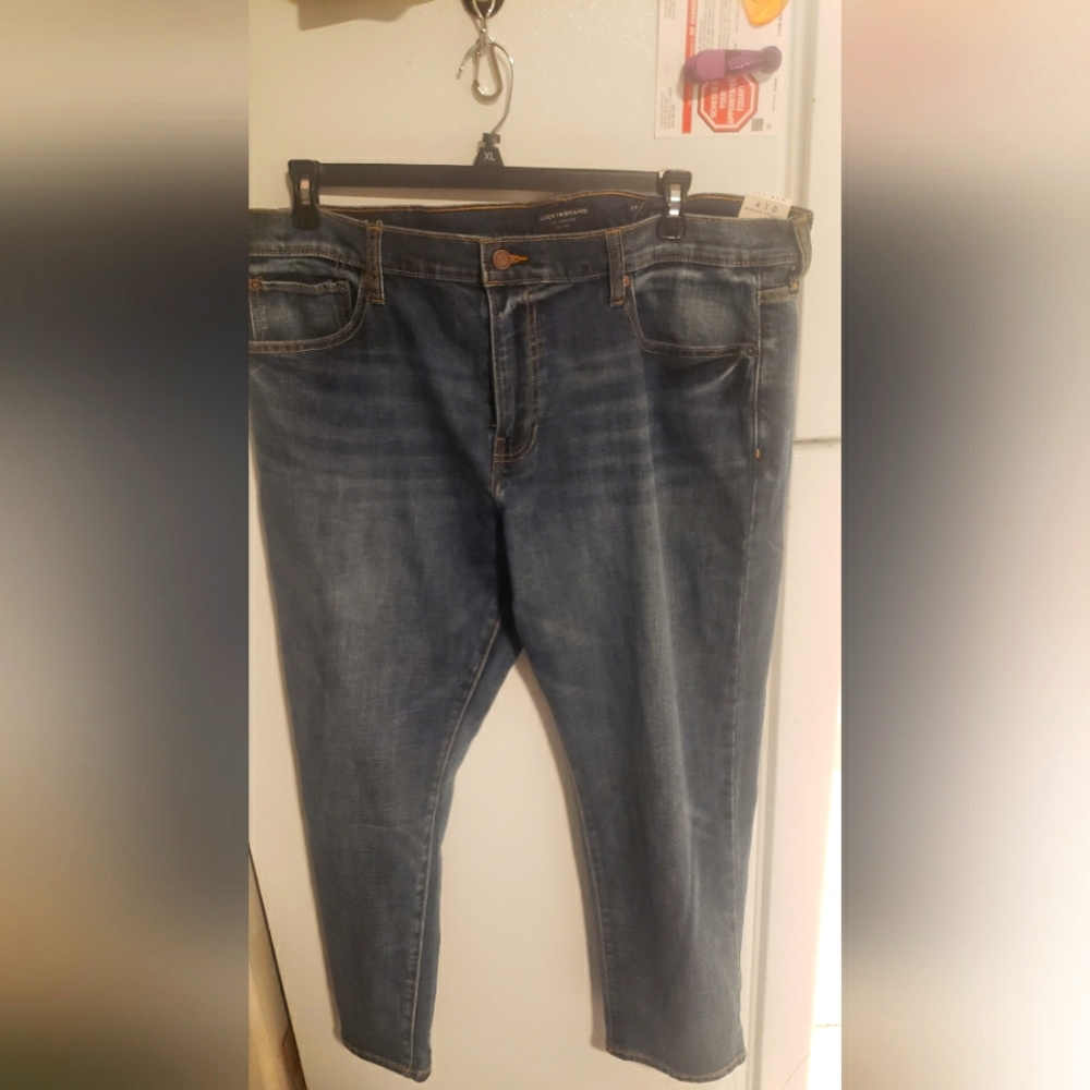 NWT Men's Lucky Brand Jeans 38X30